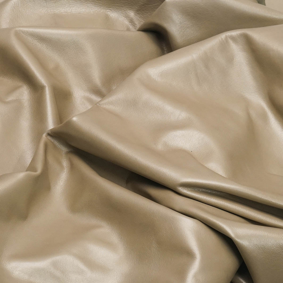 Metallic Platinum - M&G Notting Hill