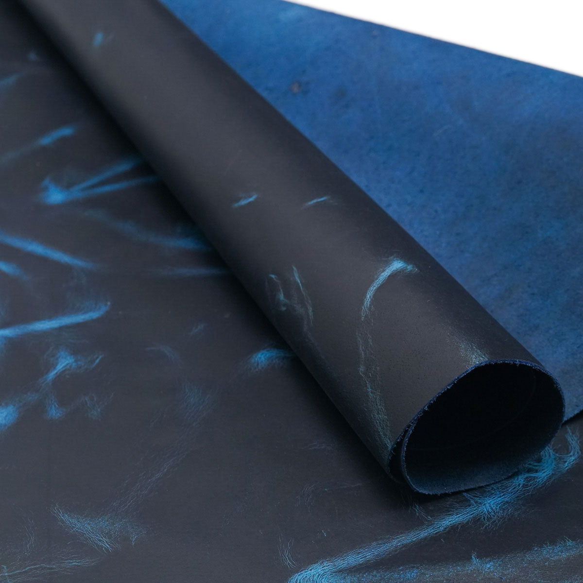 AWPU.Blue.03.jpg Aurora Waxed Pull-Up Image