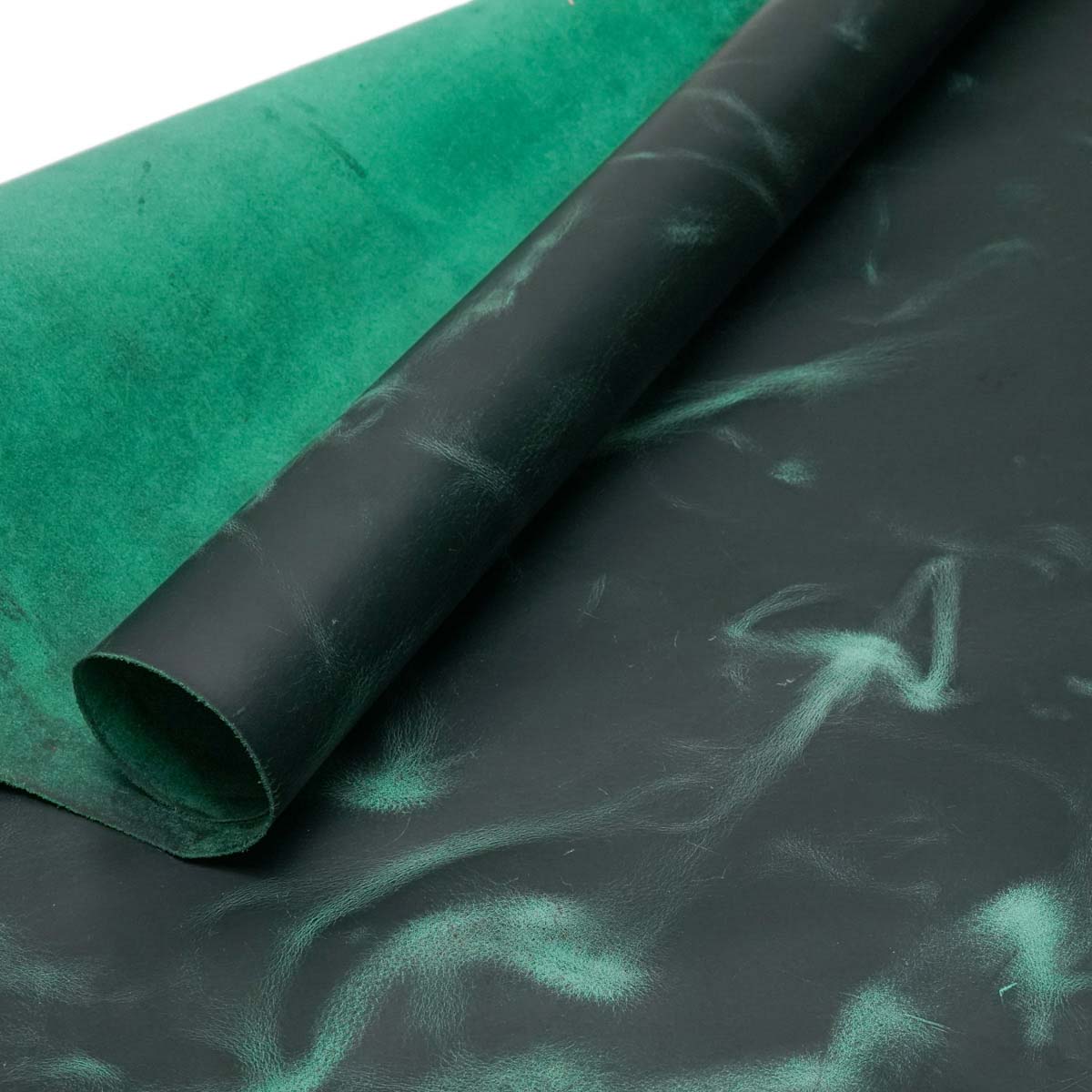 Aurora Waxed Pull-Up