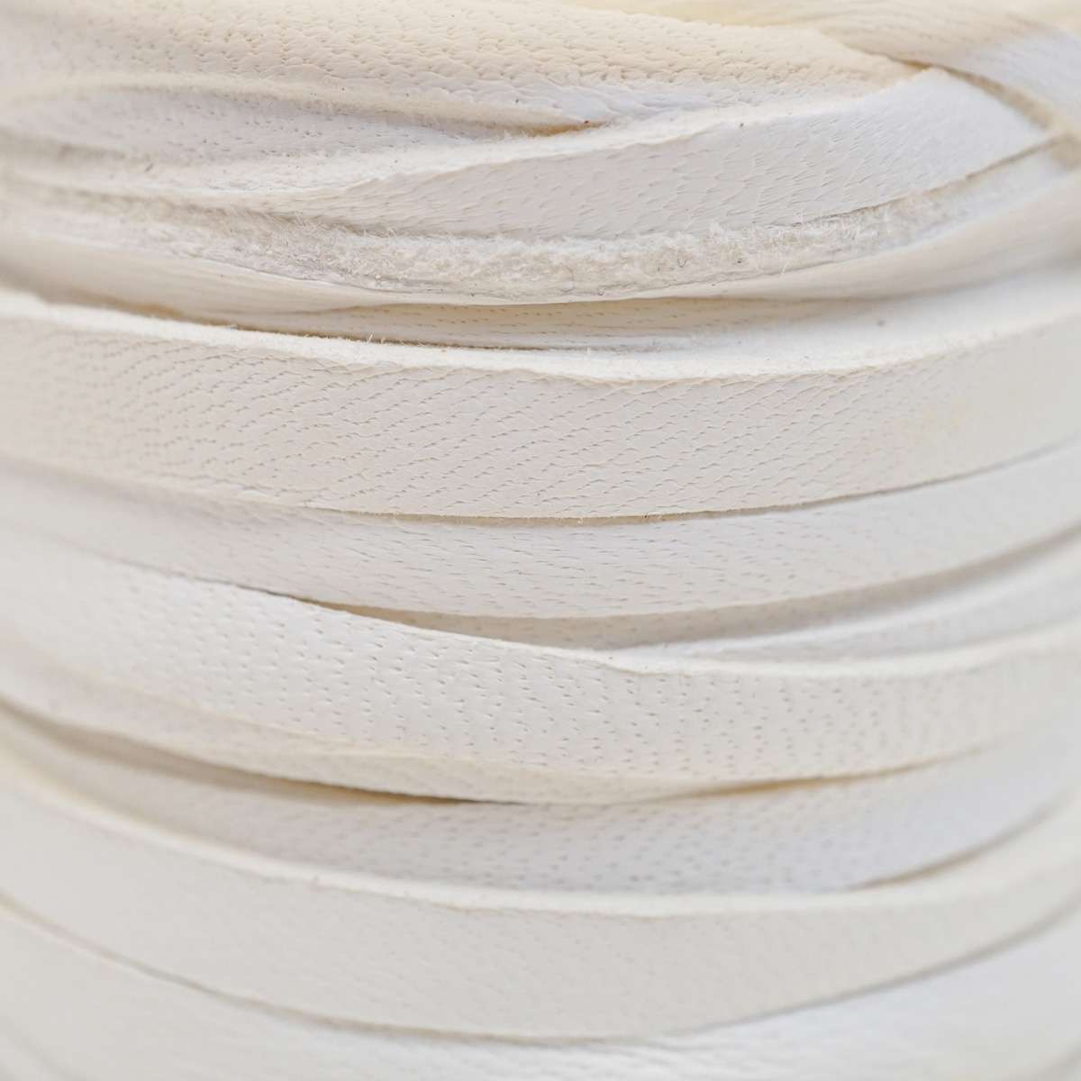 28-30.SLC.2.jpg LaceDeerWhite3/16"x50ft Image