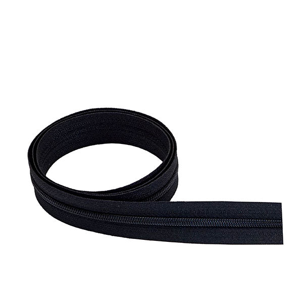 129-135601.SLC.02.jpg YKK Narrow Zipper Tape - Black Yard Image