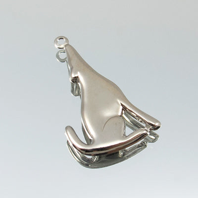 222-1611.SLC.jpg Howling Coyote Pewter Charm - Nickel Plate Image