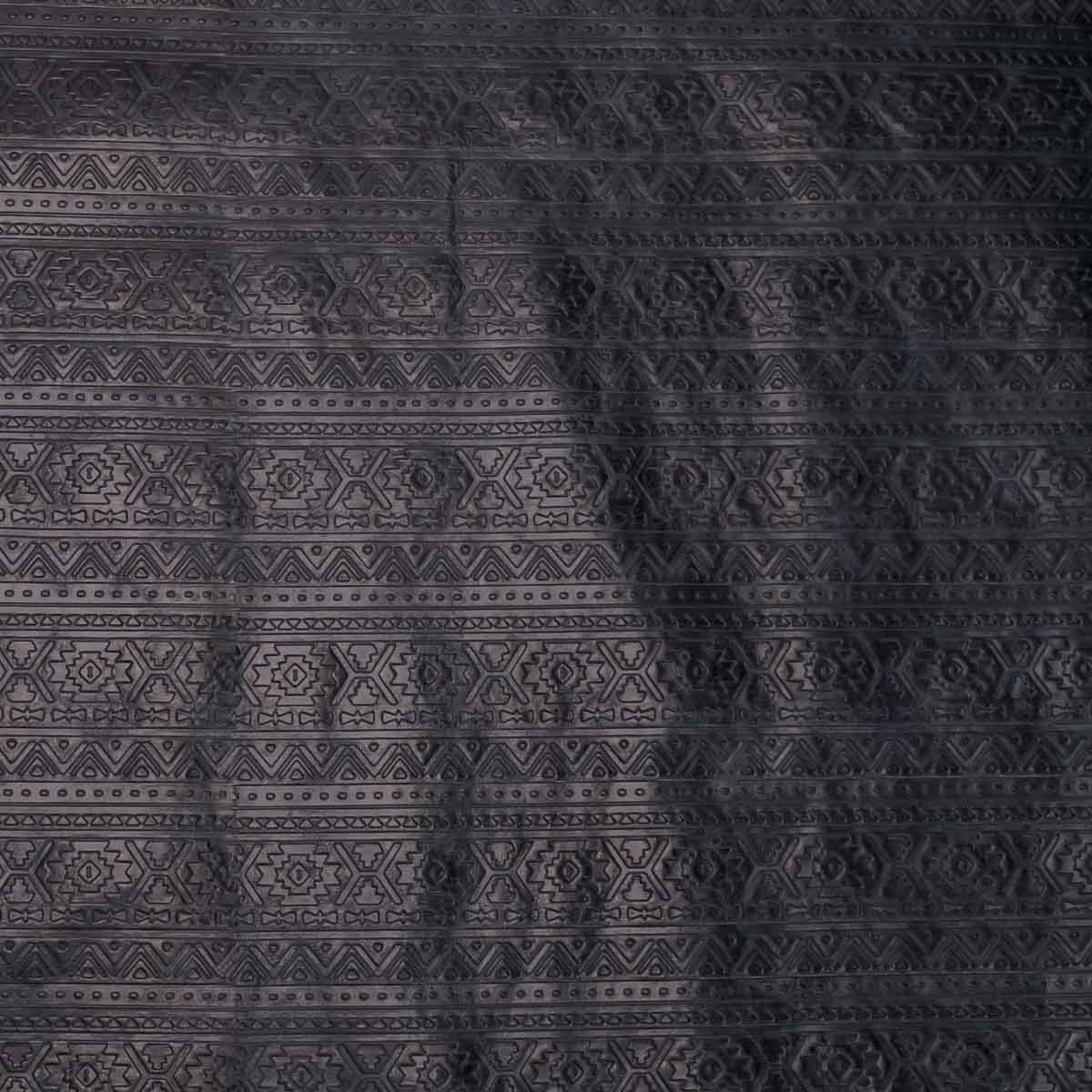 ALCS.Black.03.jpg Authentic Lightning Embossed Cow Image