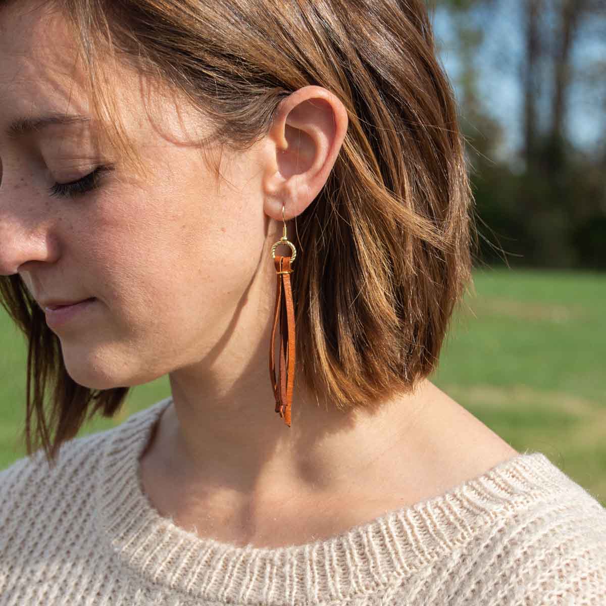 28-23.SLC.05.jpg LaceDeerSaddle3/16"x50ft Image