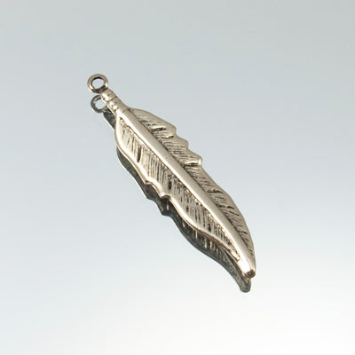 222-7604.SLC.jpg Medium Feather Charm - Nickel Plate Image