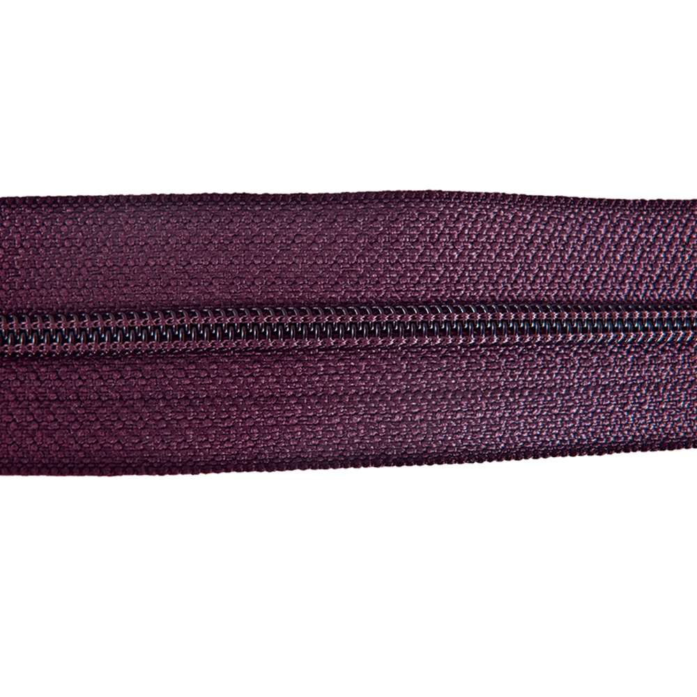 129-135003.SLC.jpg YKK Regular Zipper Tape - Burgundy Yard Image