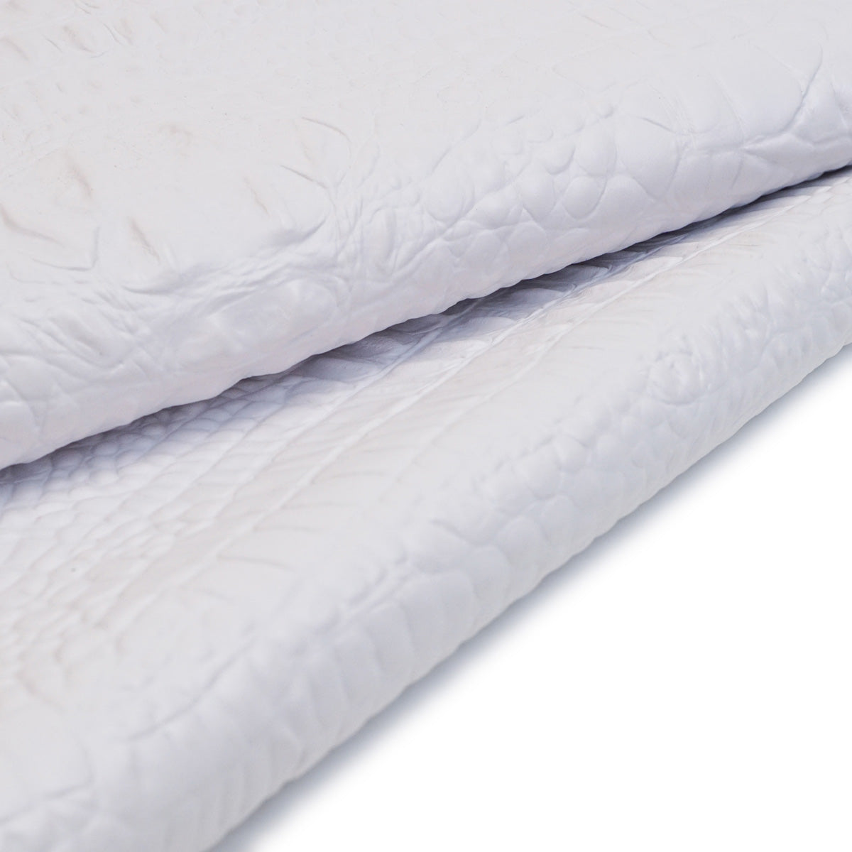 62-2604.SLC.1.jpg Embossed Alligator Side - White Image