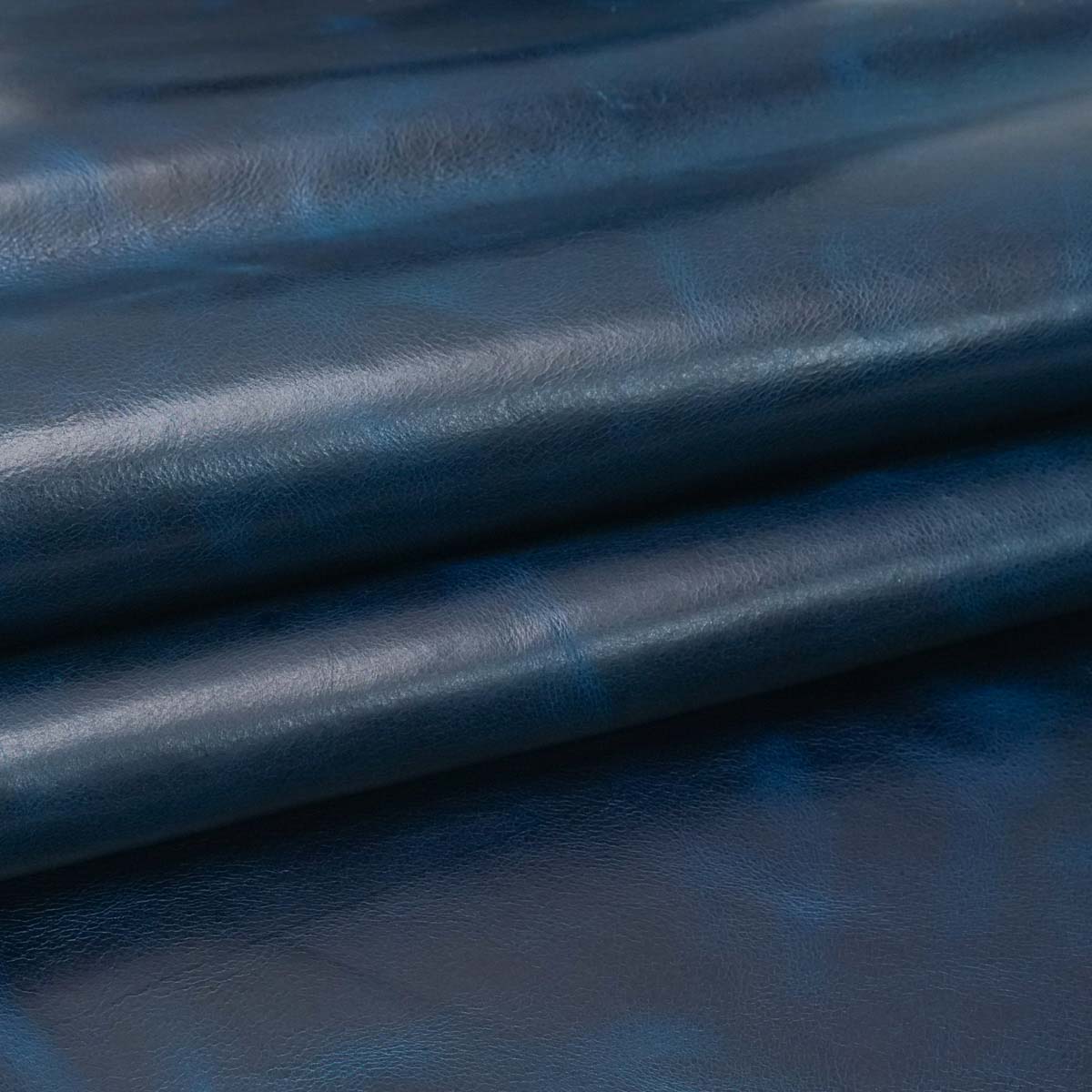 WCB.Blue.02.jpg Waxy Crunch Buffalo Image