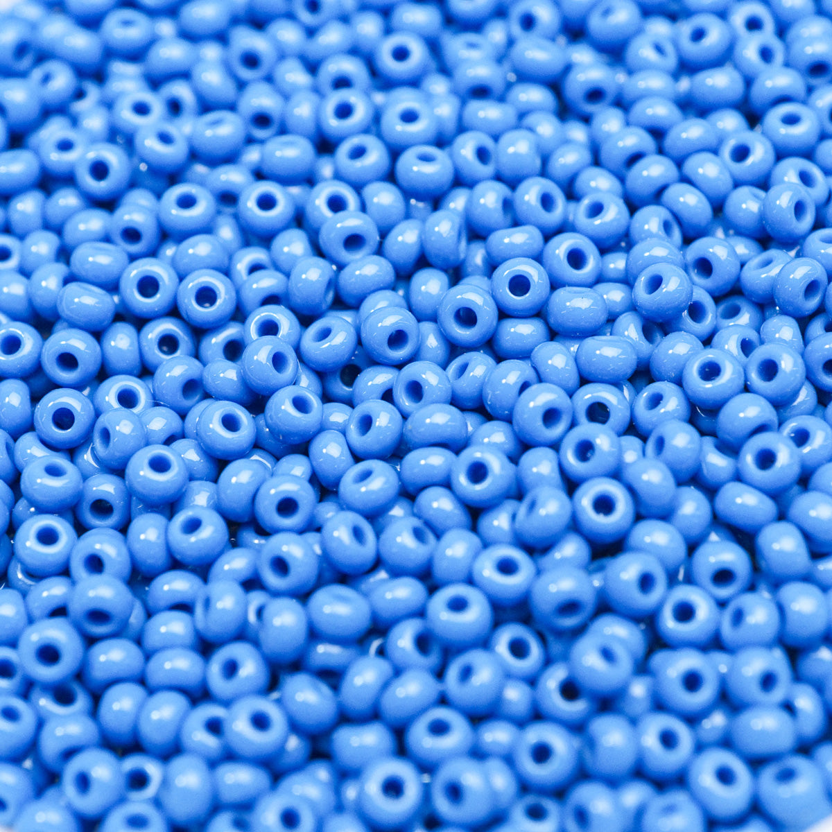 229-1041.SLC.1.jpg Seed Beads 10/0 Opaque Medium Blue - 20g Image