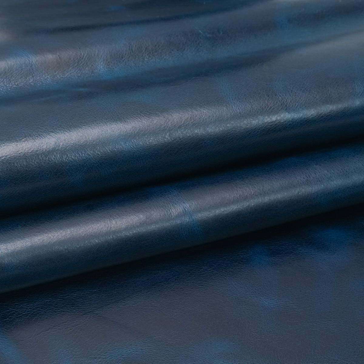 WCB.Blue.02.jpg Waxy Crunch Buffalo Image