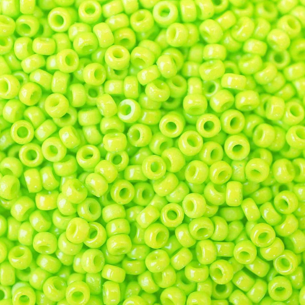 45-1594471.SLC.01.jpg 15/0 Seed Beads - Duracoat Opaque Dyed Neon Green 8.2g Image
