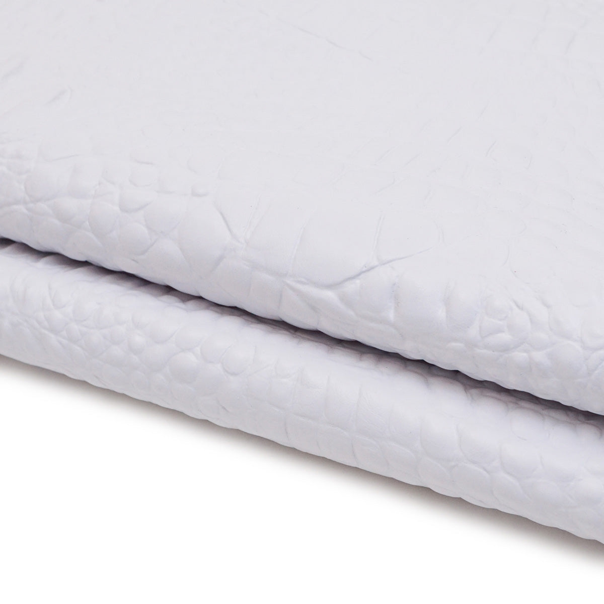 62-2604.SLC.2.jpg Embossed Alligator Side - White Image