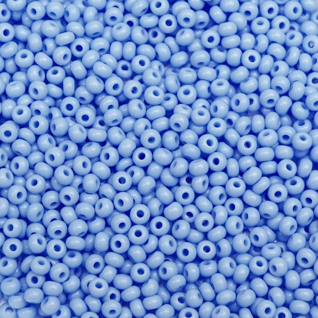 26-110252.SLC.1.jpg 11/0 Seed Beads - Opaque Periwinkle 20g Image
