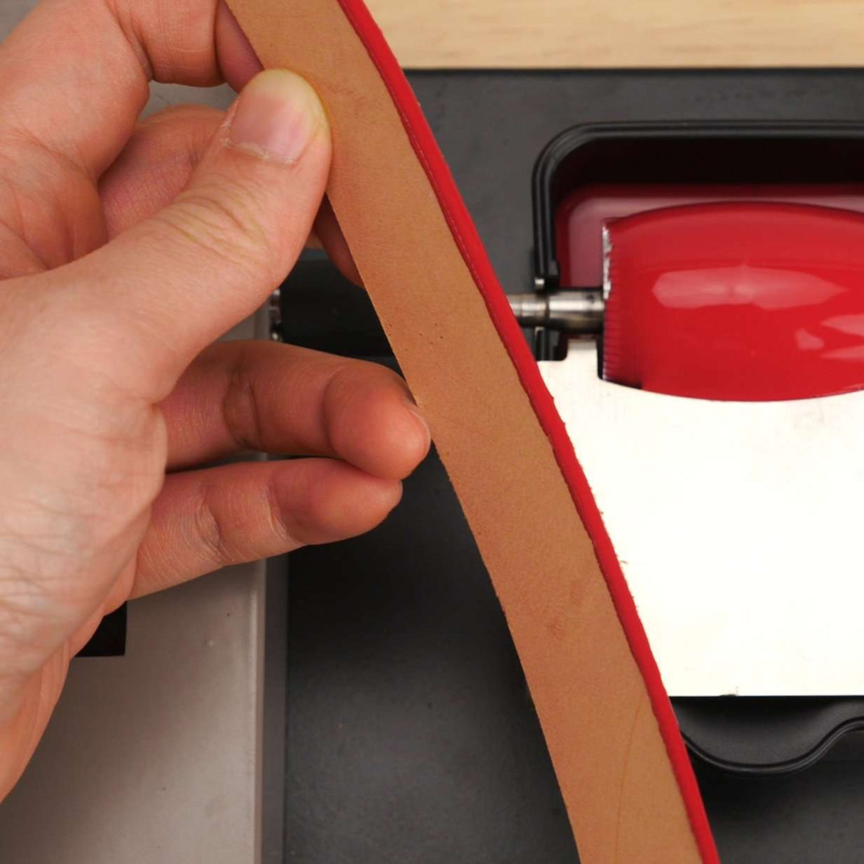 374-397600.SLC.02.jpg Craftplus Edge Dyeing Machine Image