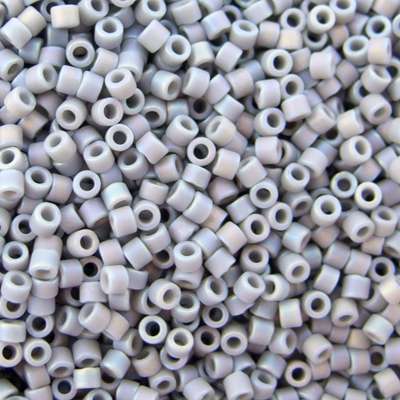 45-113882.SLC.jpg Delica Bead - Matte Light Grey AB Opaque DB882 Image
