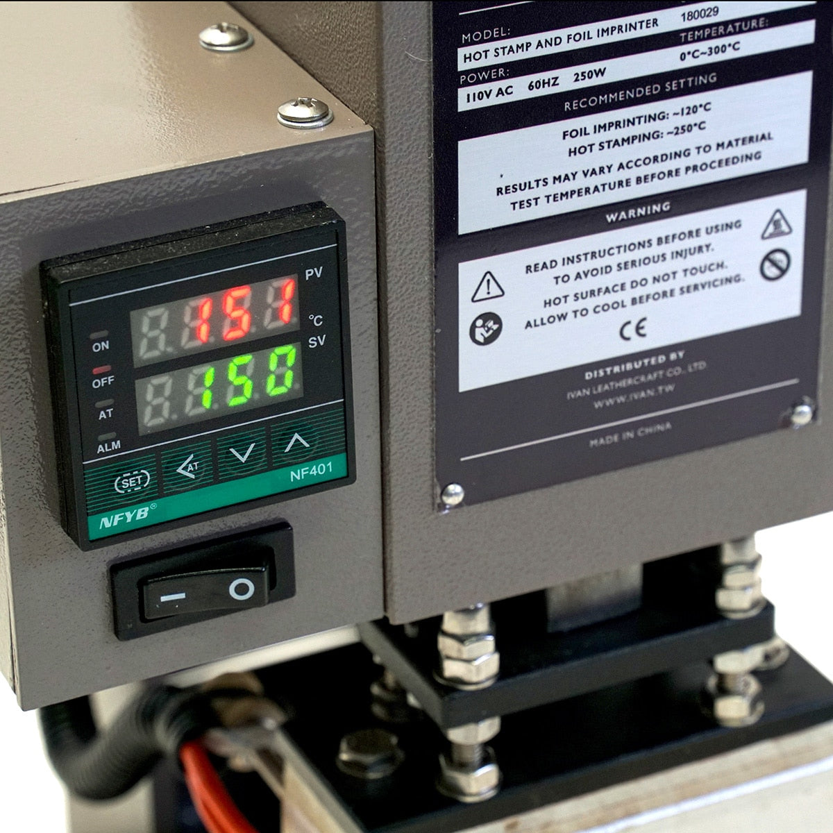 374-397000.SLC.02.jpg Craftplus Hot Stamp & Foil Imprinter Image