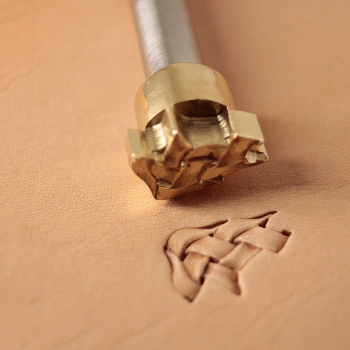 932-317.SLC.4.jpg SN Stamping Tool Set - 317 Plat Braid Border Image