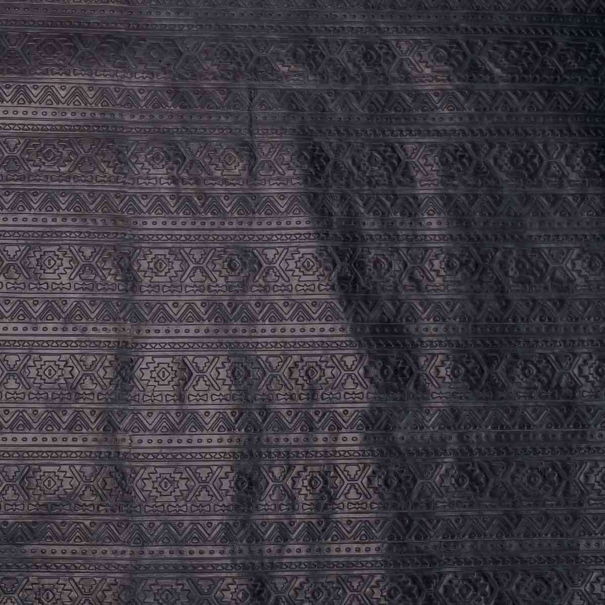 ALCS.Black.03.jpg Authentic Lightning Embossed Cow Image