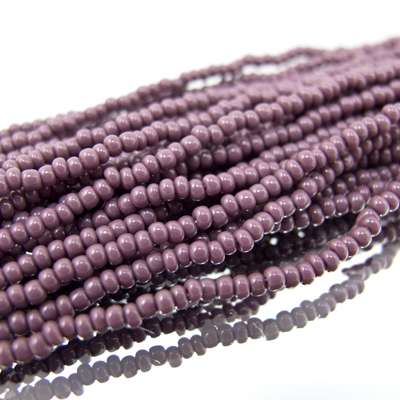 26-110282.SLC.jpg 11/0 Seed Beads - Opaque Purple 20g Image