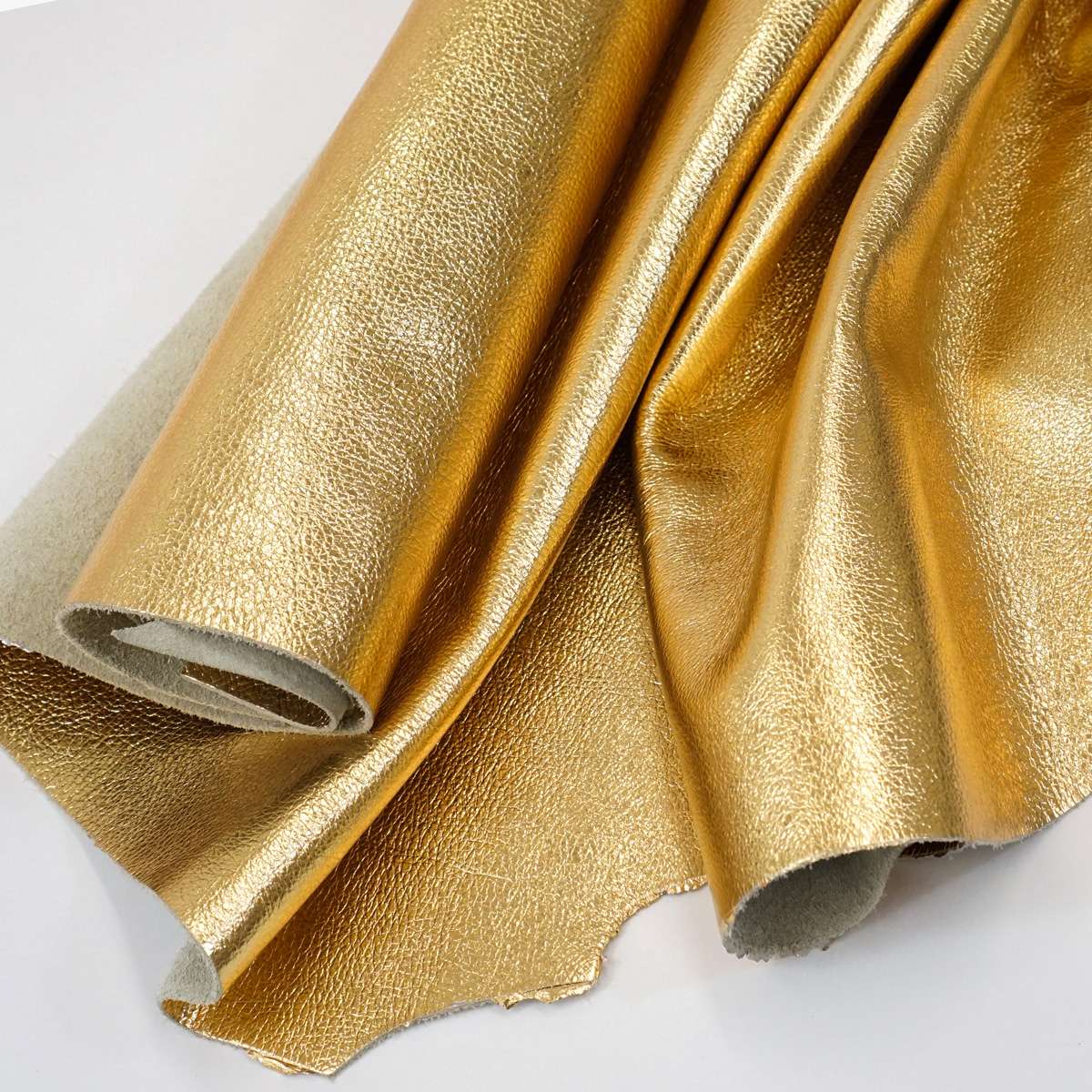 138-2006.SLC.2.jpg Gold Milled Metallic Side Image