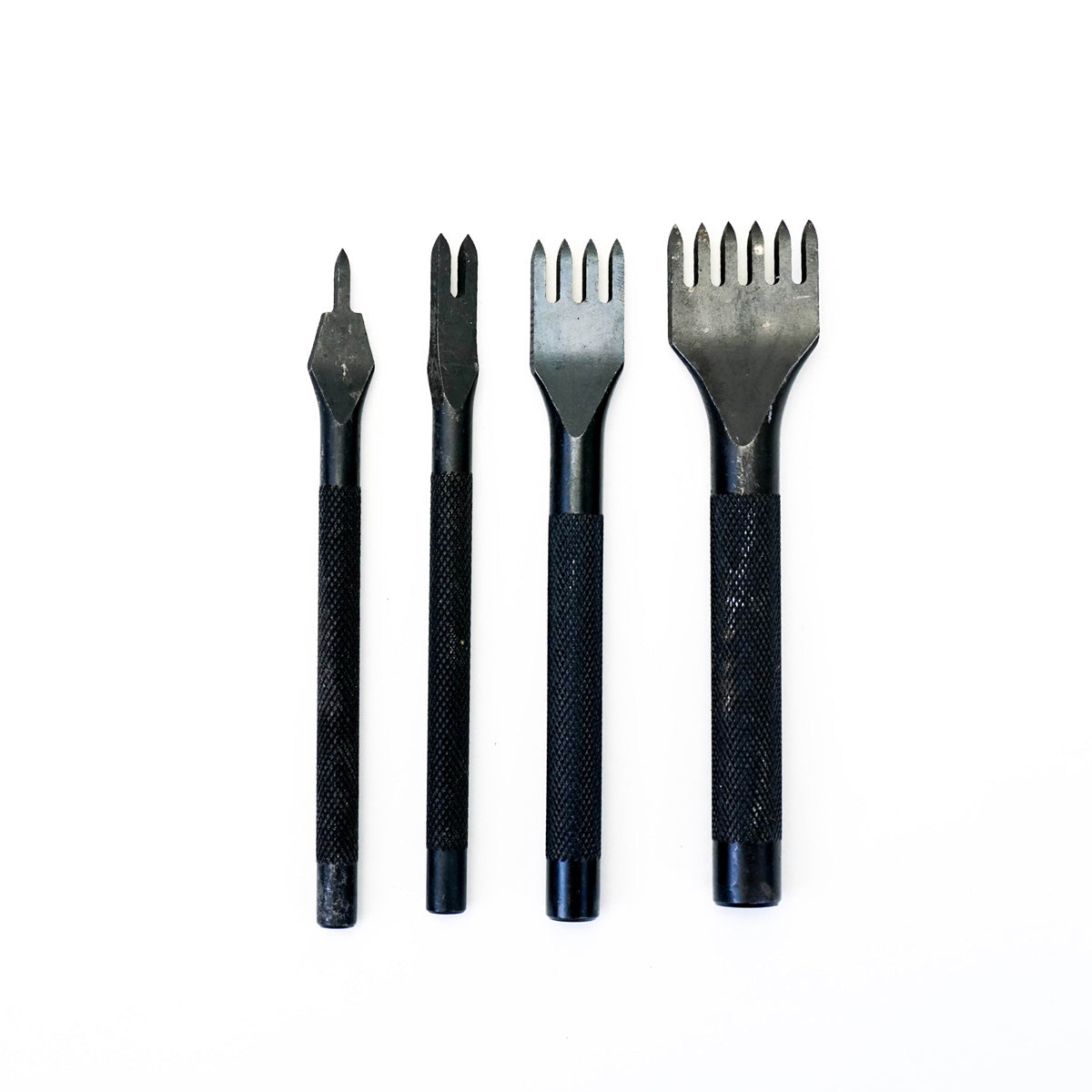 SR4DPSC.Set.01.jpg StartRite 4mm Diamond Point Stitching Chisel Image