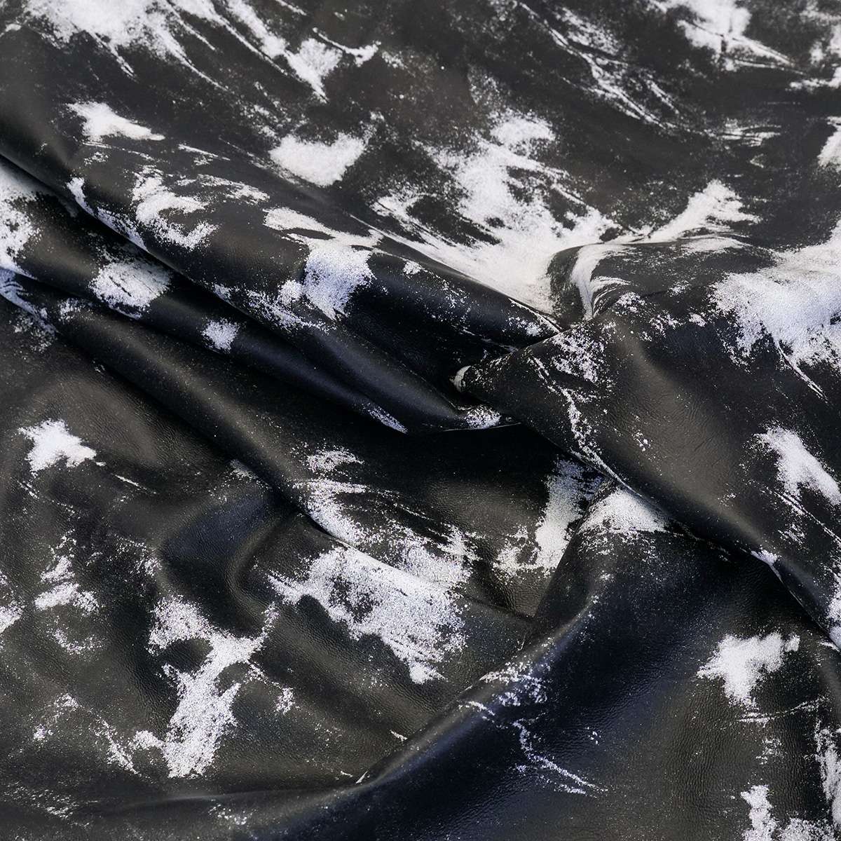 JKL.White and Black.03.jpg Vintage Lamb Image