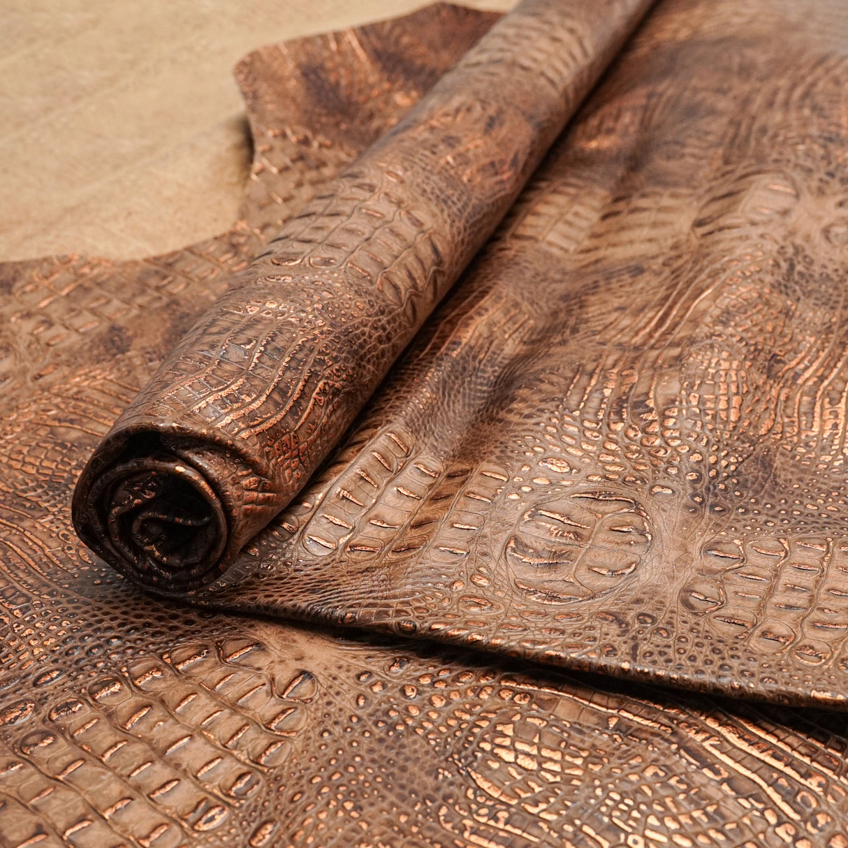 Italian Hornback Embossed Side - Mocha Copper