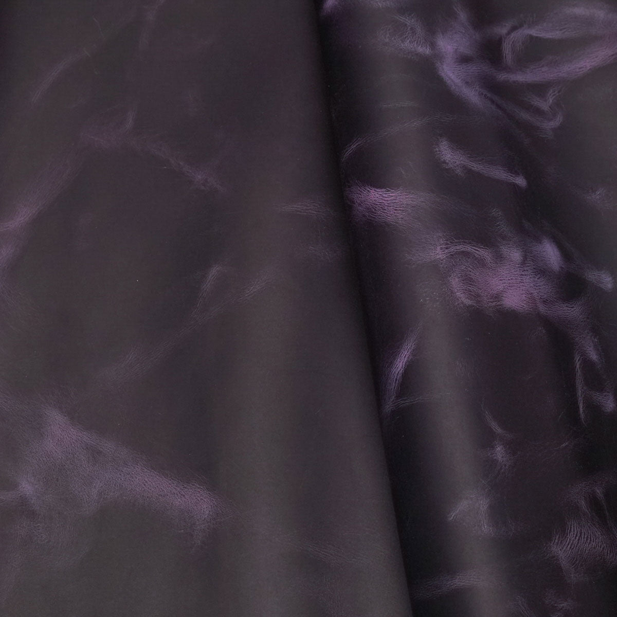 Aurora Waxed Pull-Up