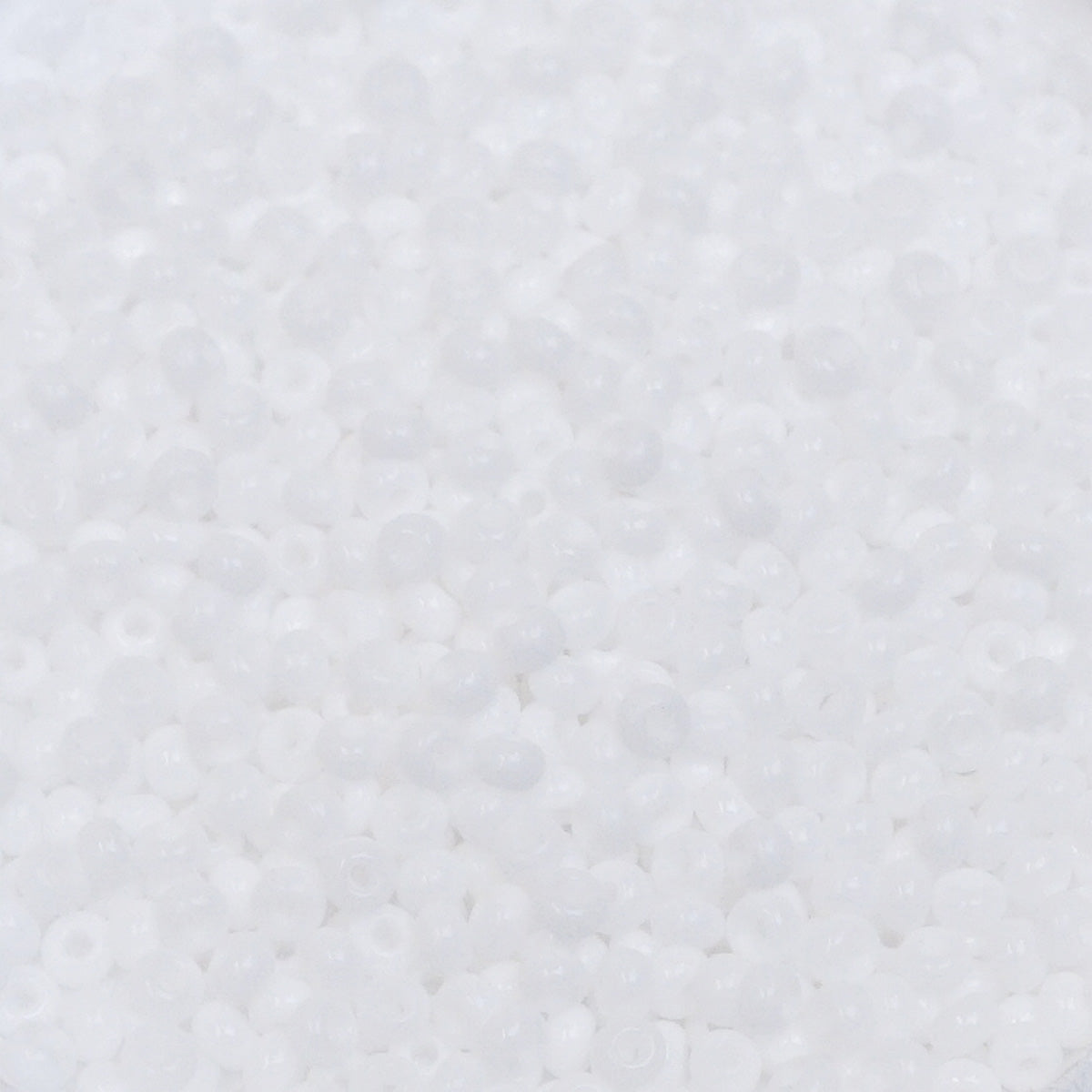 222-144007.SLC.1.jpg 10/0 Glass Seed Beads - White 20g Image