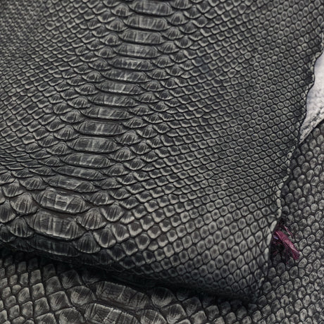 SPSKN.Antique Ivory.02.jpg Safari Python Skin Image