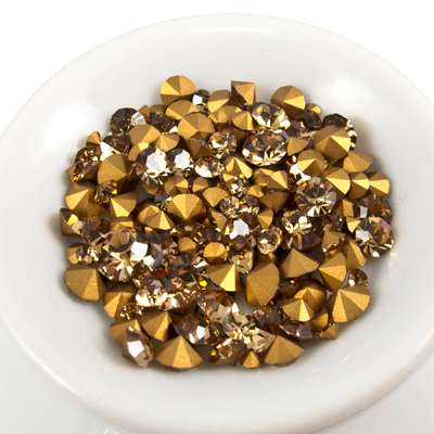 45-6702.SLC.jpg Preciosa Chaton Medley - Light Colorado Topaz Image