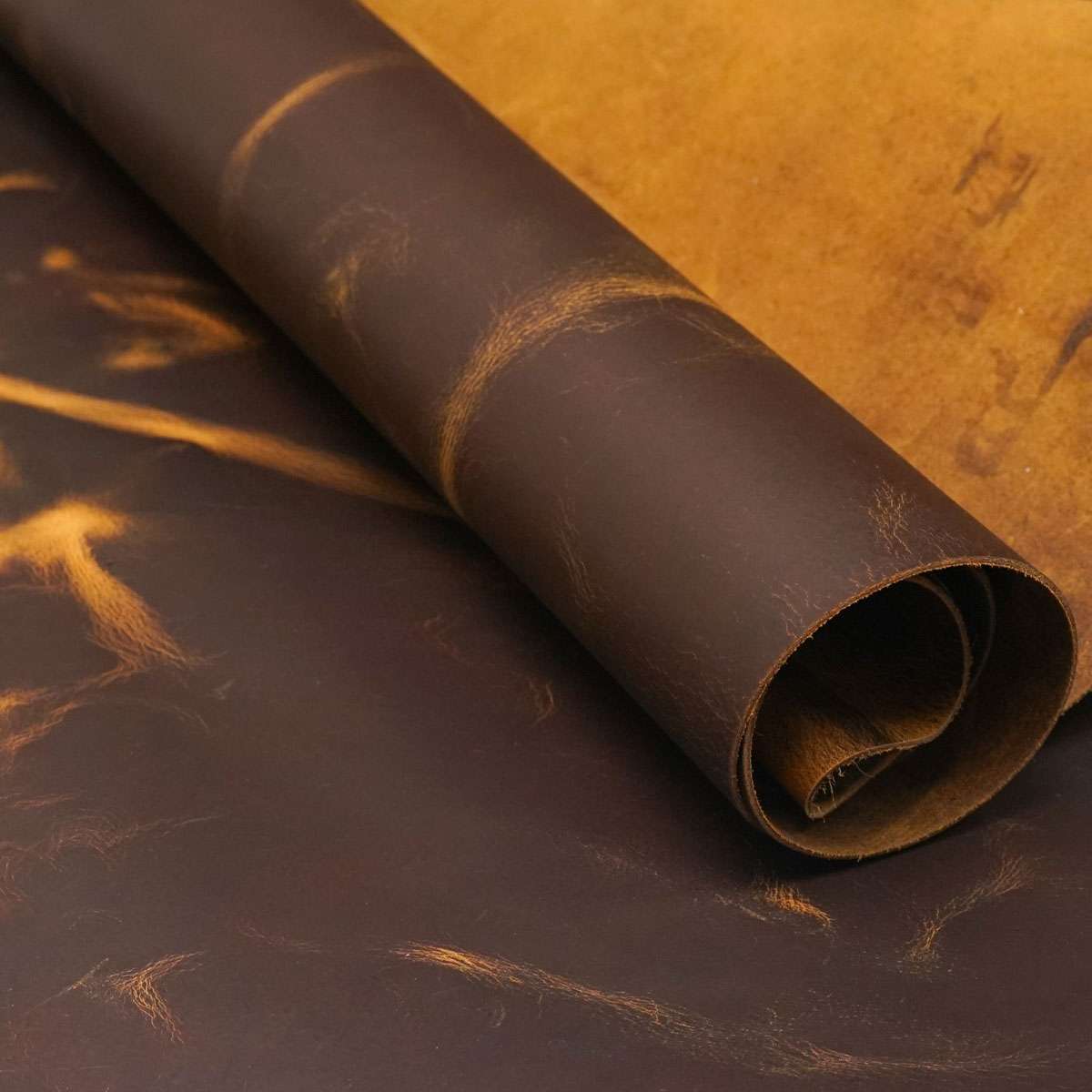 AWPU.Tan.01.jpg Aurora Waxed Pull-Up Image