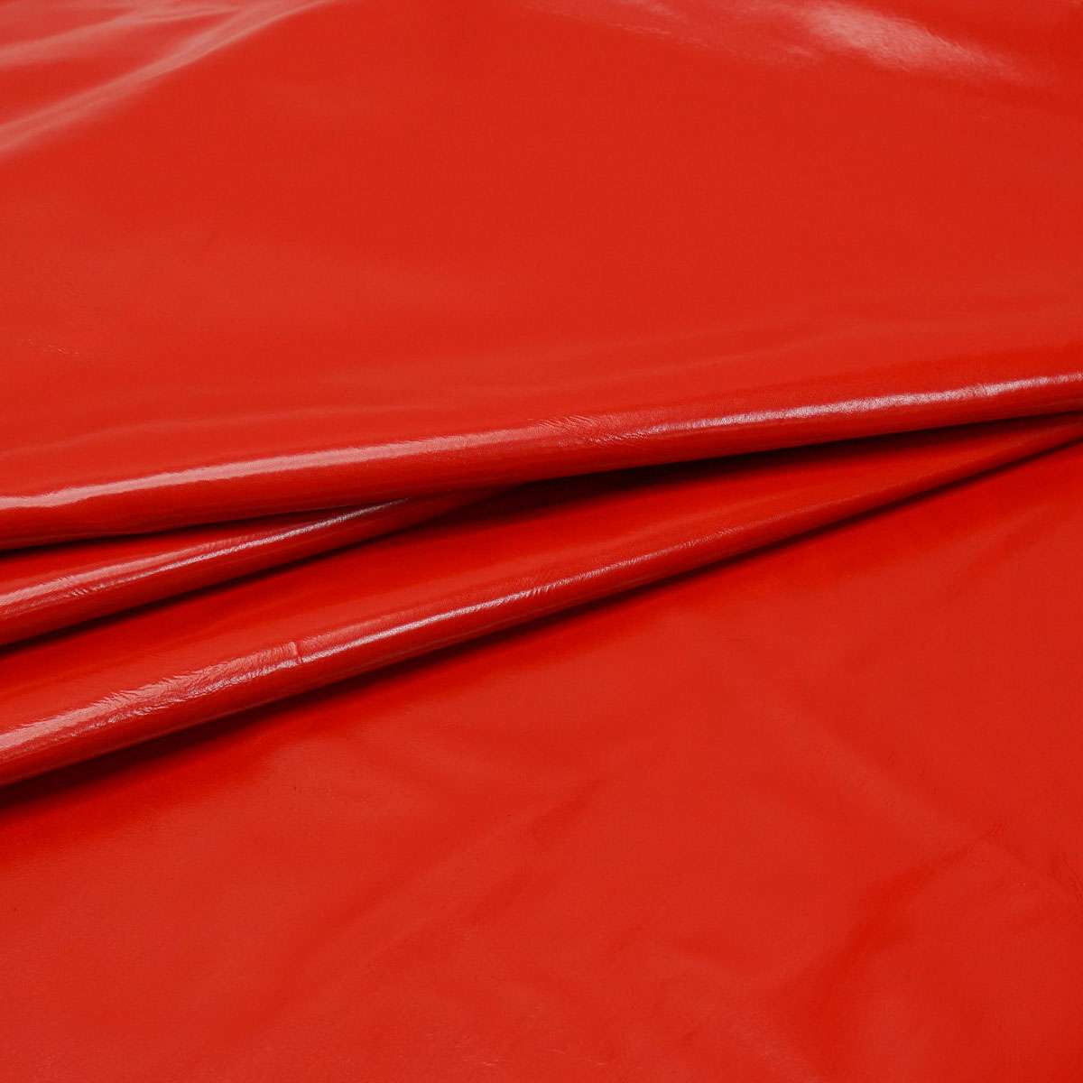 913-3100.SLC.02.jpg Glossy Red Bagside Image