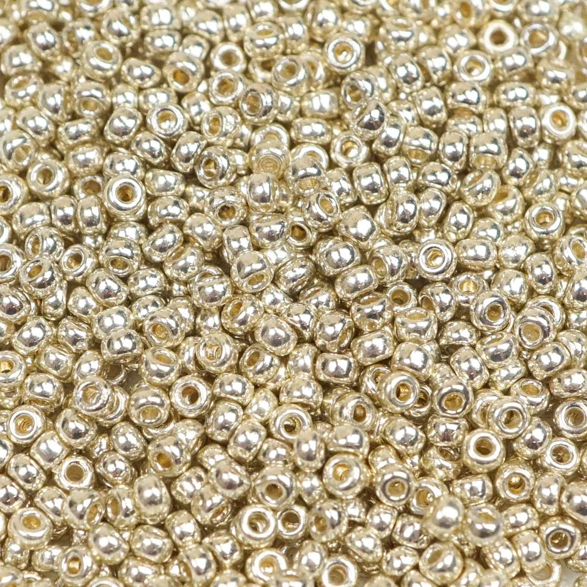 45-1194201.SLC.1.jpg 11/0 Seed Bead - Duracoat Galvanized Silver 22g Image