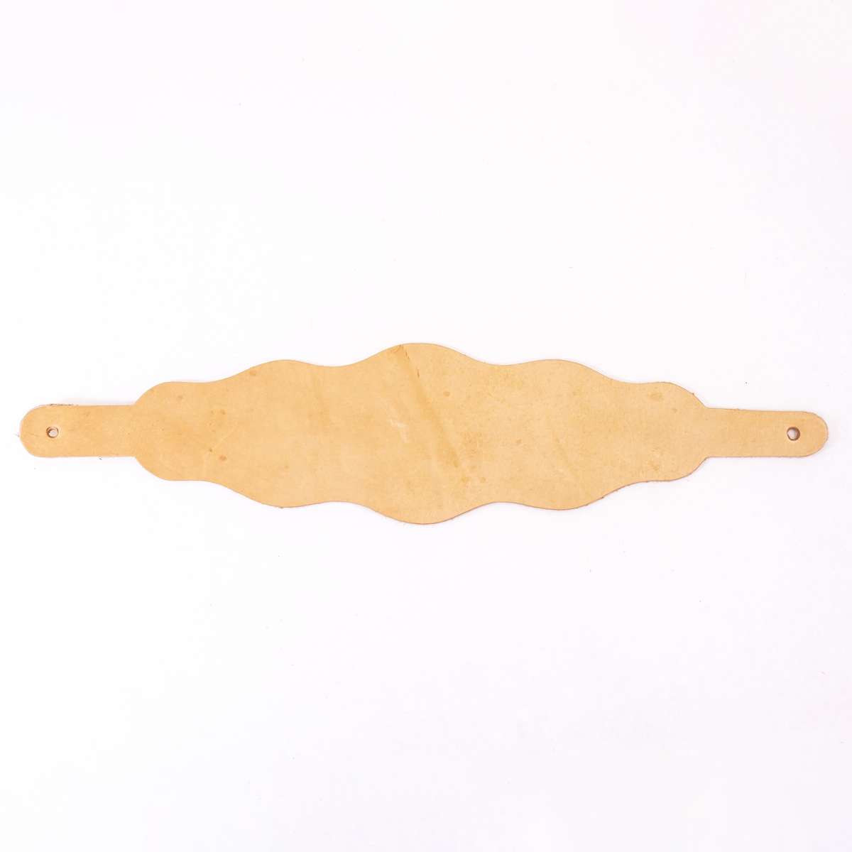 100-1025.SLC.2.jpg Thin Scallop Bronc Halter Blank Poly Template Image