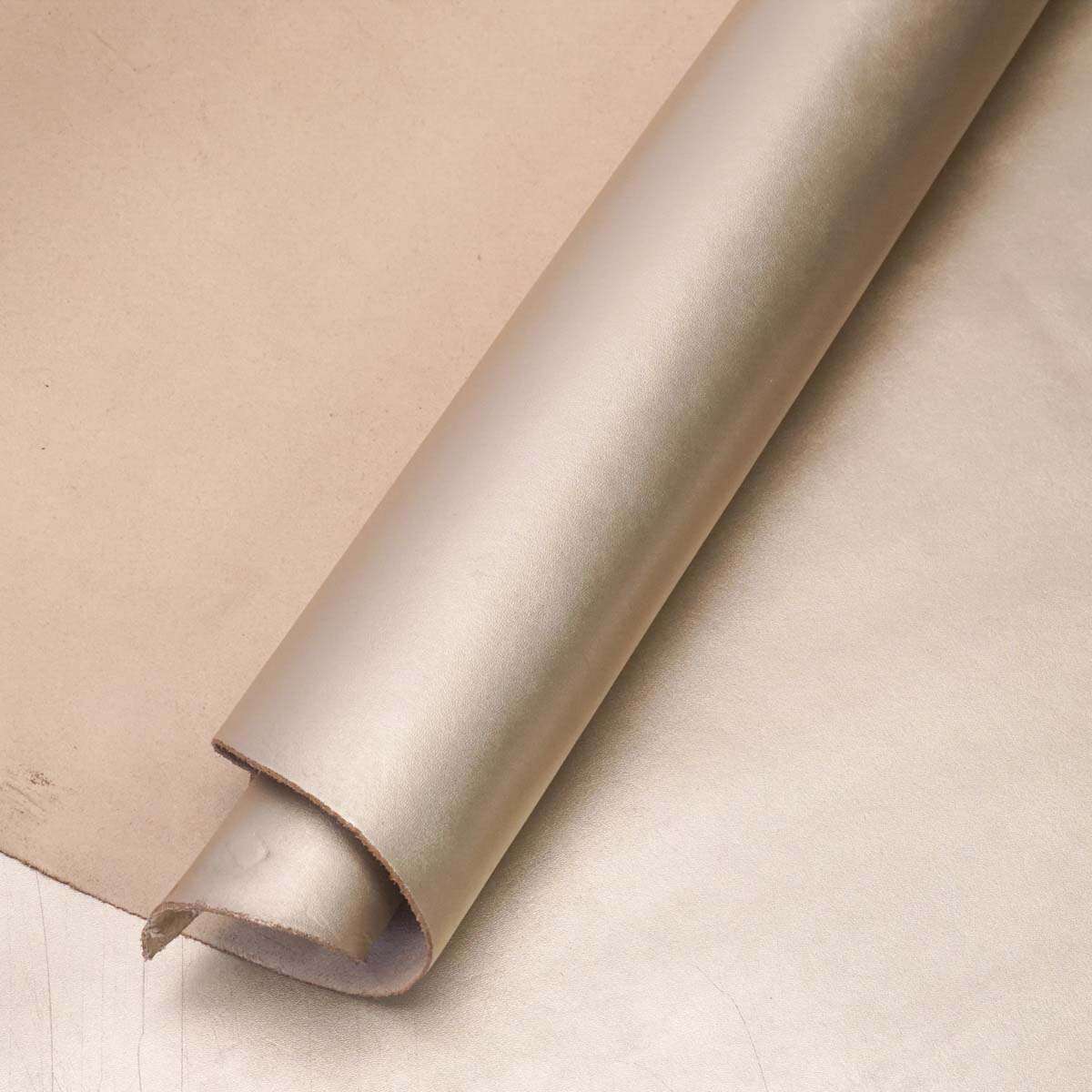 50-1002.SLC.01.jpg Metallic Cow Side - Platinum Image