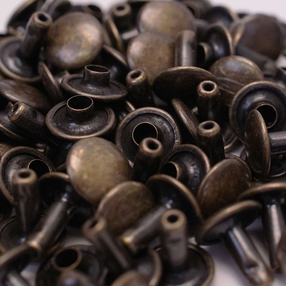 SBDCR.Antique Brass.Medium.02.jpg Double Capped Rivet - Solid Brass Image