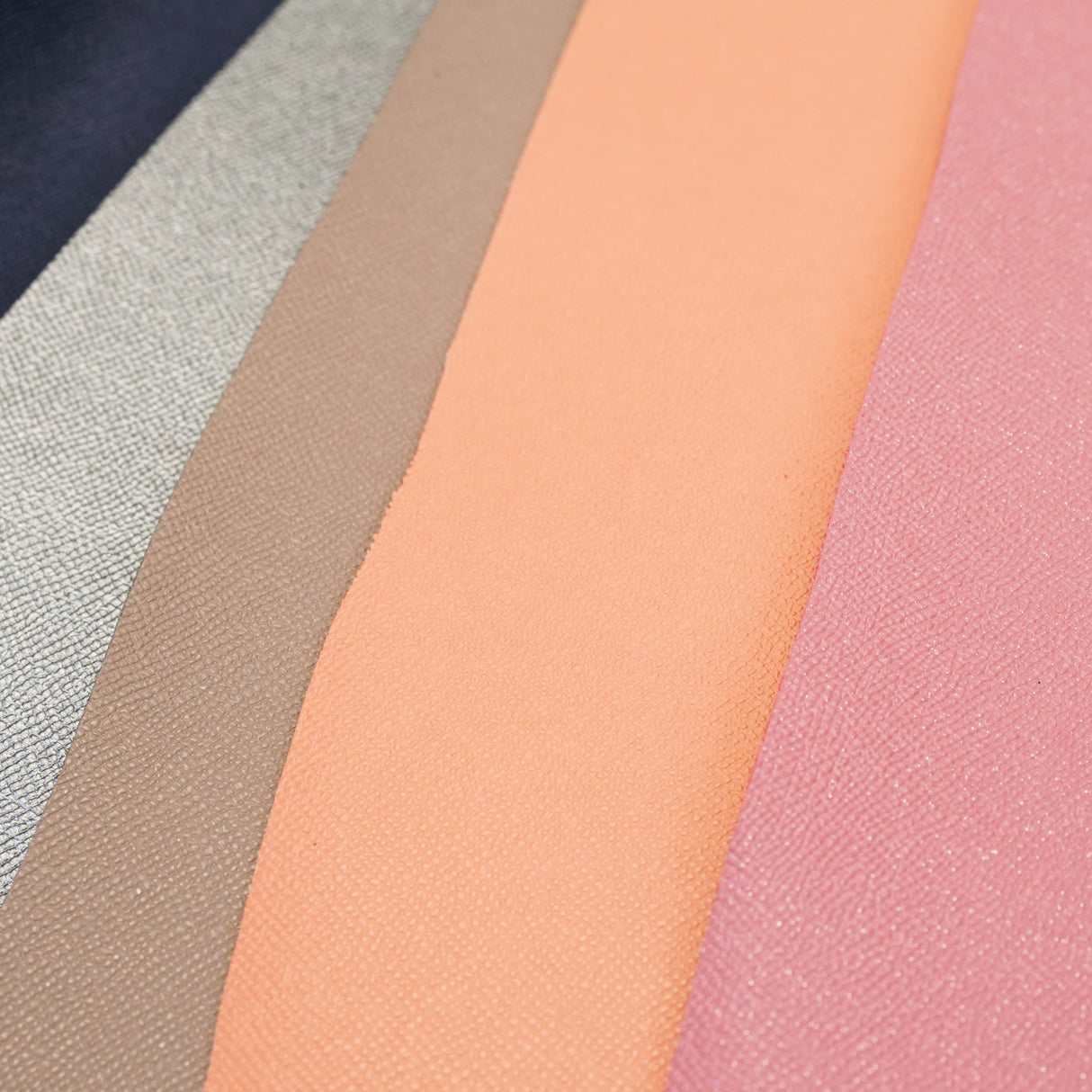 DDS-2002.SLC.03.jpg Saffiano & Finished Bag Leather Bundle Image