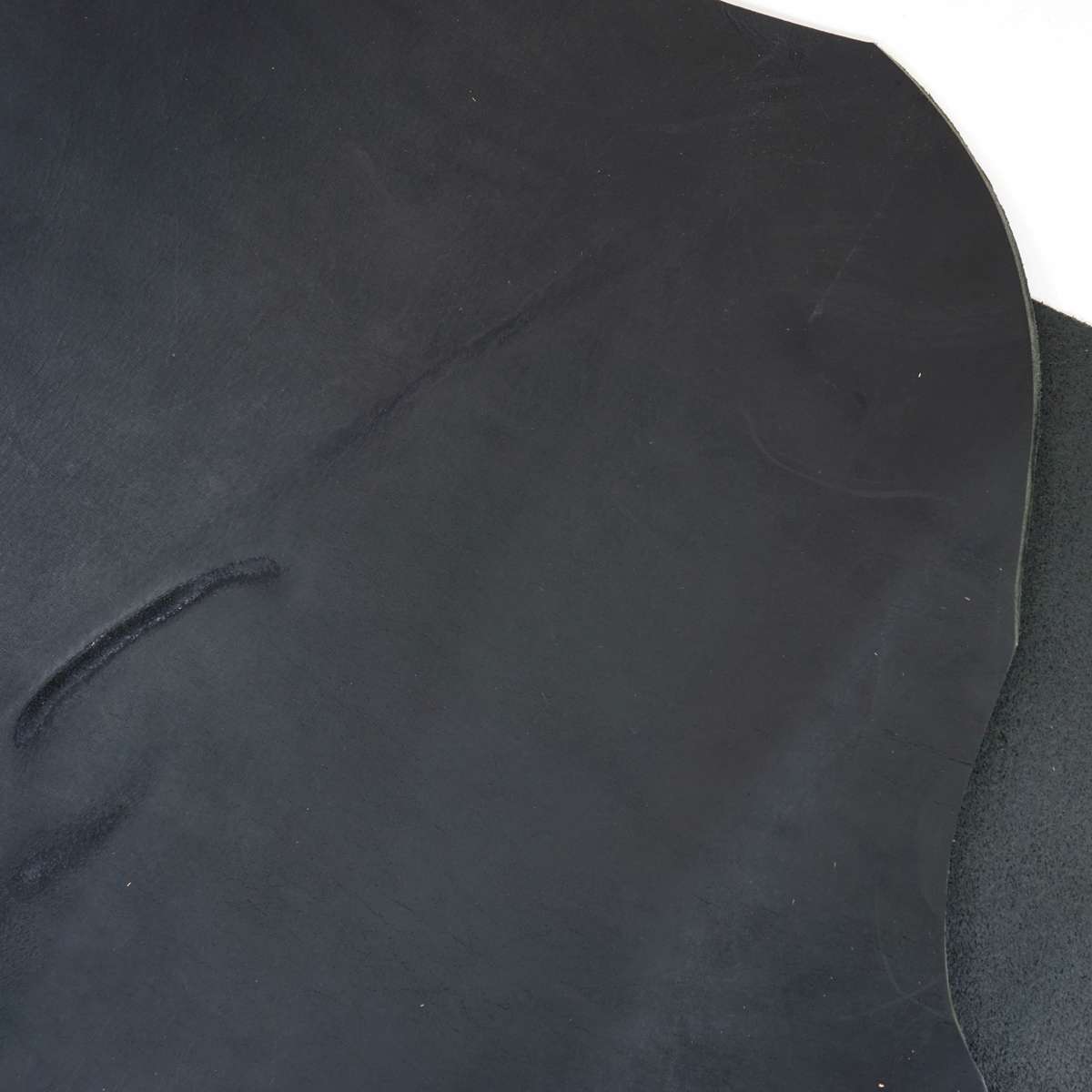 MBC.Matte Black.3.jpg Matte Buffalo Culattas Image