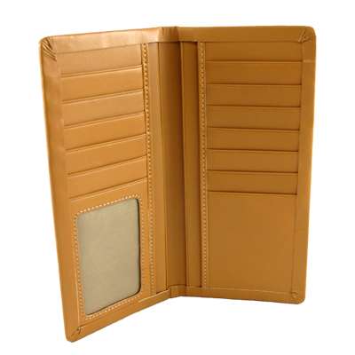 195-106.SLC.jpg CF Natural Checkbook Wallet Interior Image