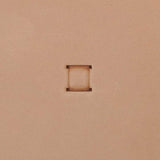 932-582.SLC.01.jpg Four Pin Wicker Basketweave Image