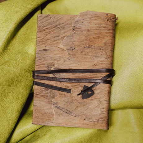 RSTSK.SLC.07.jpg Rustic Veg Tan Sheepskin Image