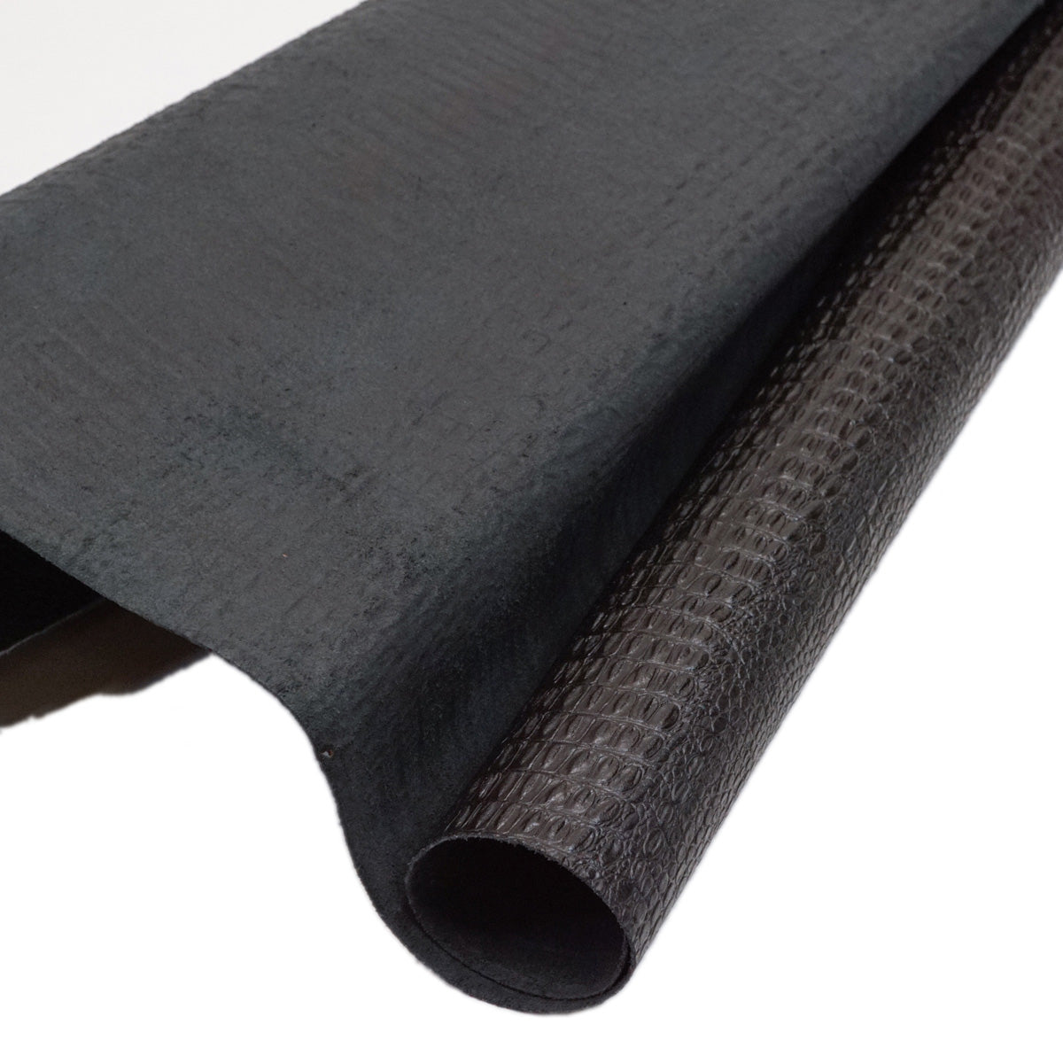 Embossed Gator on Cow - Black | Springfield Leather Co.
