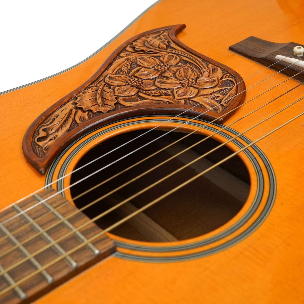 100-0518.SLC.04.jpg Standard Acoustic Guitar Pickguard Image