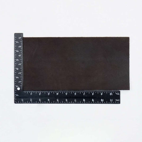 49-9220.SLC.2.jpg Hermann Oak Drum Dyed Brown Pre-Cut 8-10 oz. 6" x 12" Image