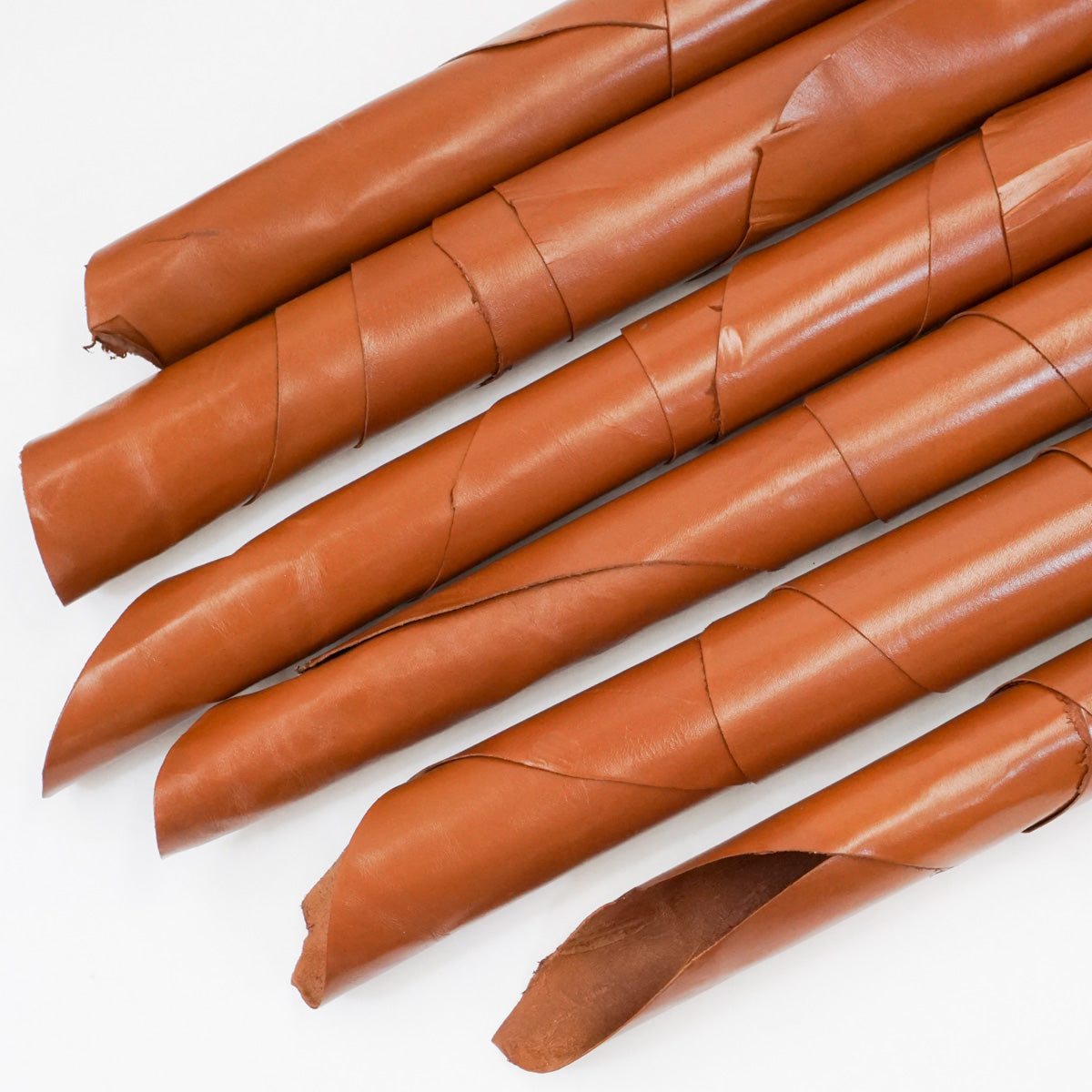 VTKS.Whiskey.Classic Finish.3.jpg Veg Tan Kangaroo Skins Image