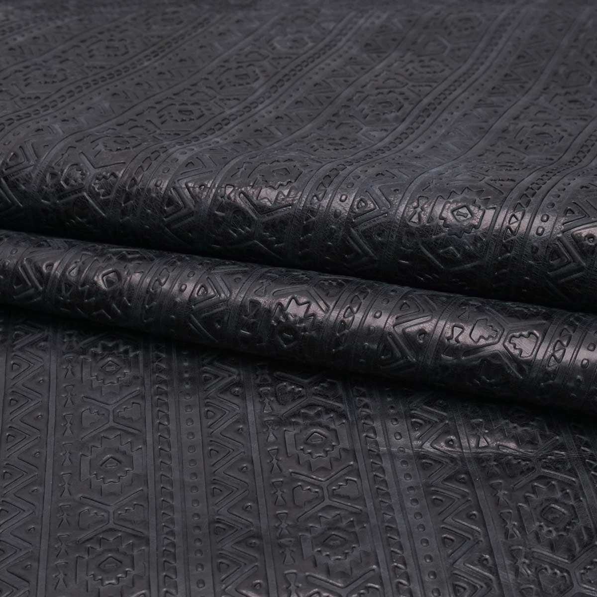 ALCS.Black.02.jpg Authentic Lightning Embossed Cow Image