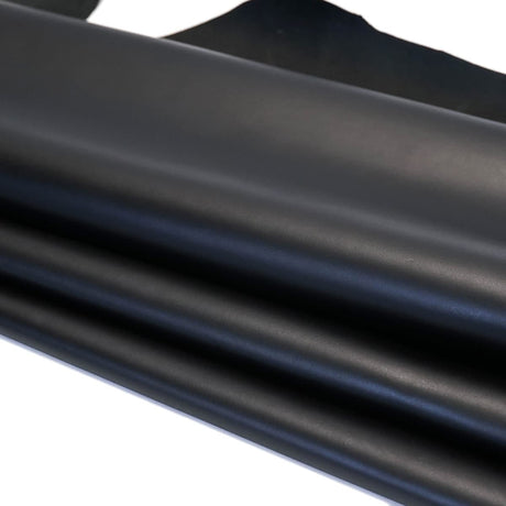 27-2.SLC.02.jpg Smooth Grain Black Cow Sides Image