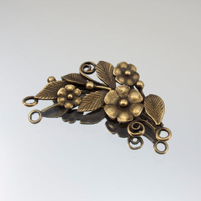 229-834826.SLC.jpg 36mm Large Deco Flower Link - Gold Plate Image