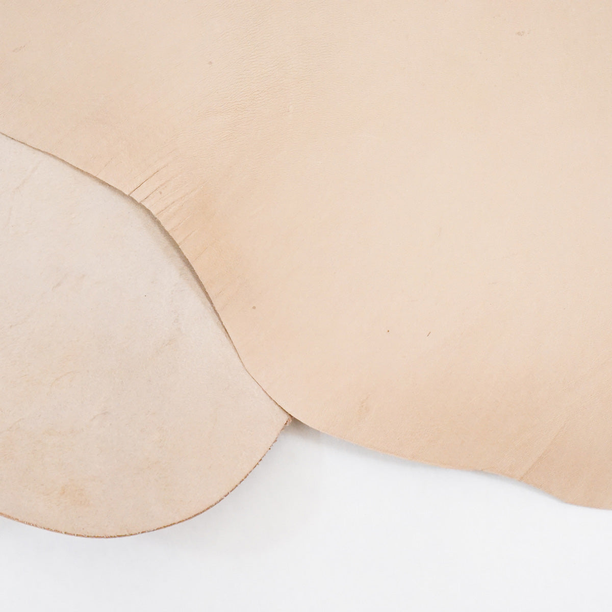 VTKS.Natural.LHG Finish.3.jpg Veg Tan Kangaroo Skins Image